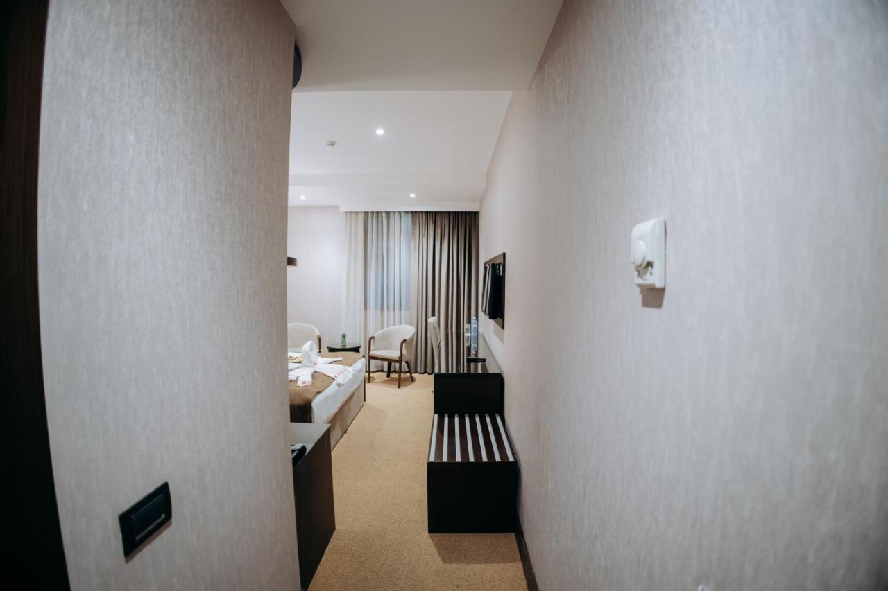 Apart Hotel In Nizami Baku Exteriör bild